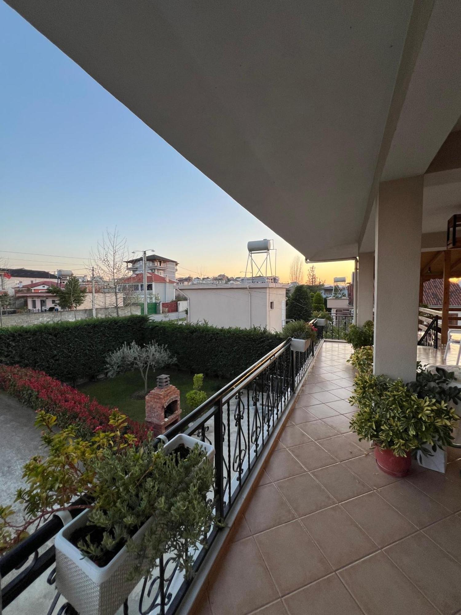 Villa Cerpja Kamez Εξωτερικό φωτογραφία